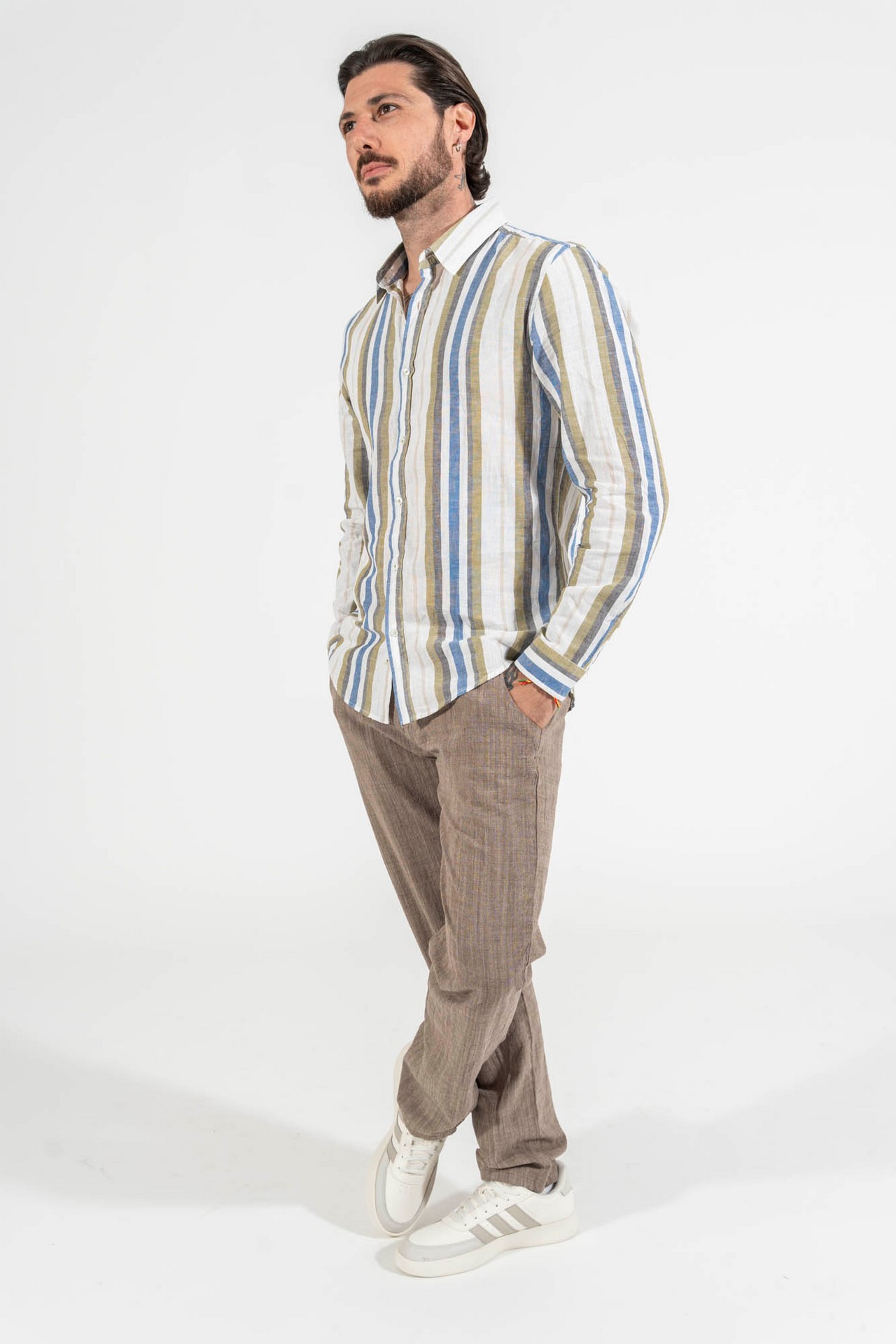 Uomo
