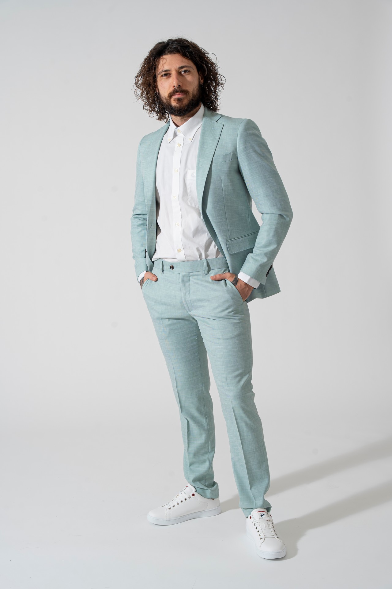 Uomo